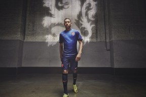 体育新闻中心发布世界冠军校园行活动路线图，世界冠军进校园作文