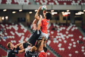 鹈鹕拍摄宣传照球员造型引发网友热烈讨论，鹈鹕正面照