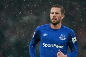 欧洲杯战术创新：多变阵型带来无限可能！，欧洲杯d组形势