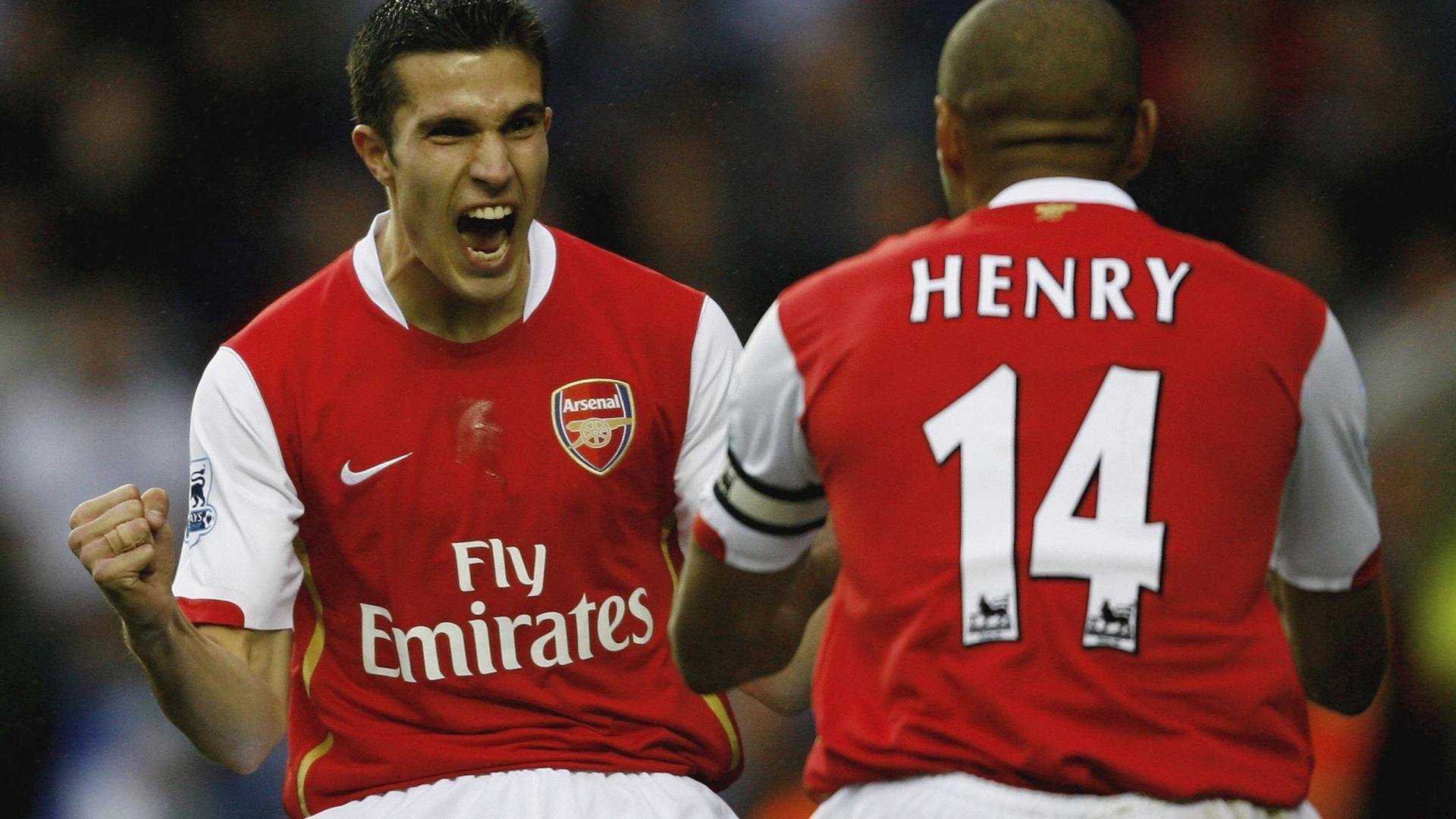 简：敏锐的跑动与极高的技术让他成为对手防线的噩梦，简速是什么意思